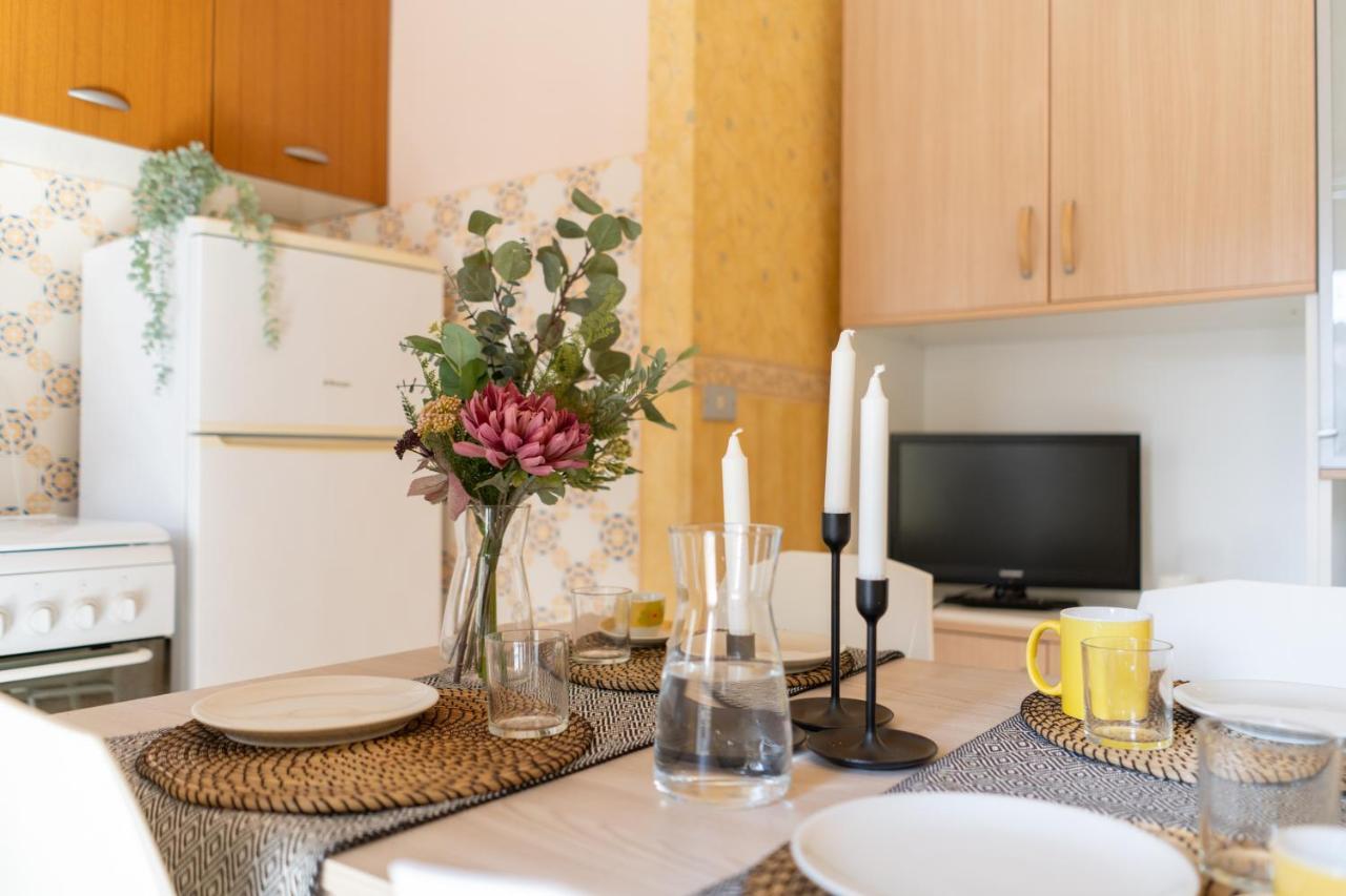 Pietra Ligure Downtown Convenience -Free Parking Lägenhet Exteriör bild